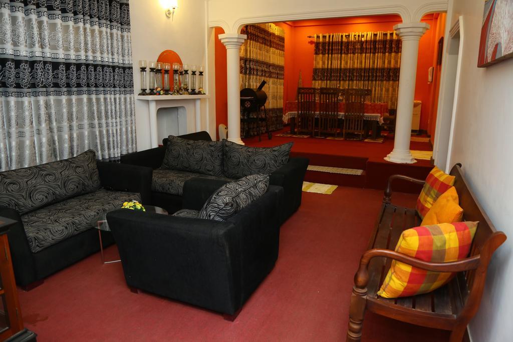 Rosedale Grand Bungalow นูวาราเอลิยา ภายนอก รูปภาพ