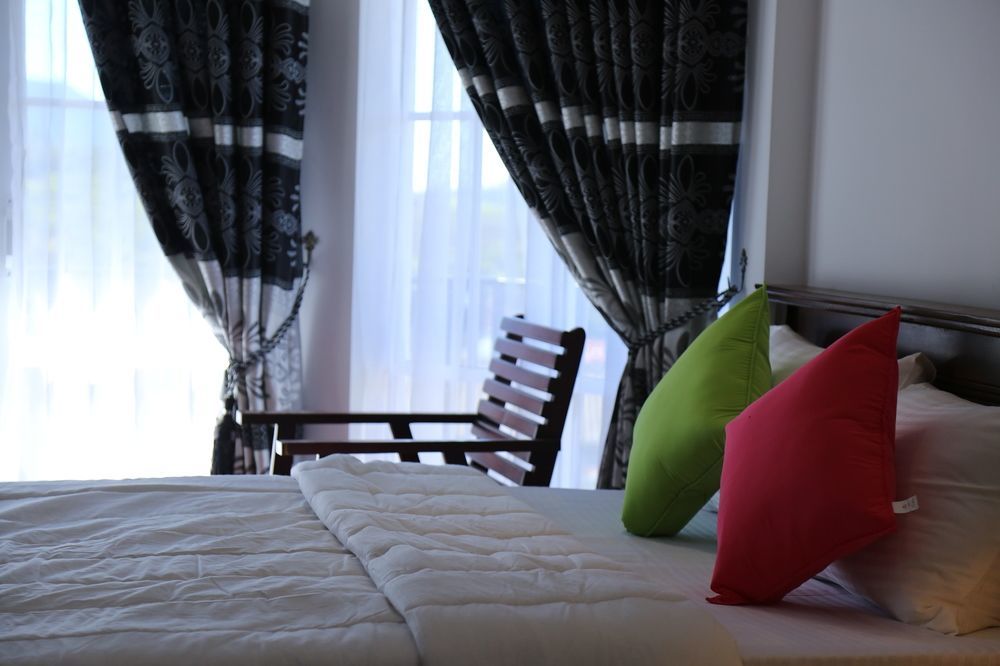 Rosedale Grand Bungalow นูวาราเอลิยา ภายนอก รูปภาพ